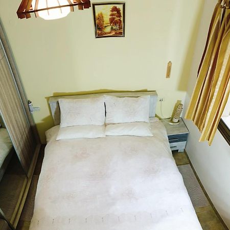 Huge & Private Villa In Kibbutz Metsudat Menahem Ussishkin Alef Exterior foto